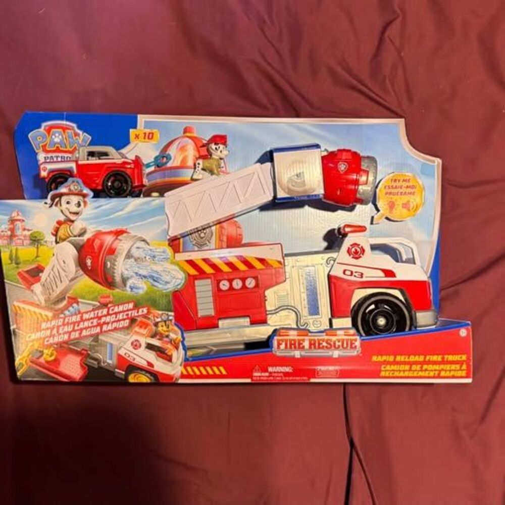 Paw Patrol mega fire truck